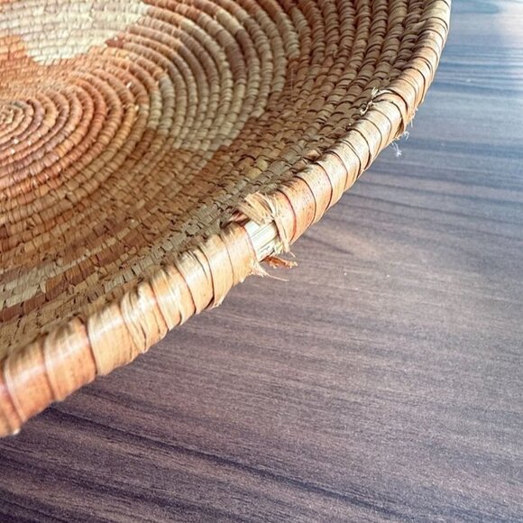 Vintage Woven Reed Basket South Western Straw 14" Diam. Brown Tan - Picture 8 of 10